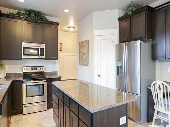 4th image of 1512 S Garden View Ct