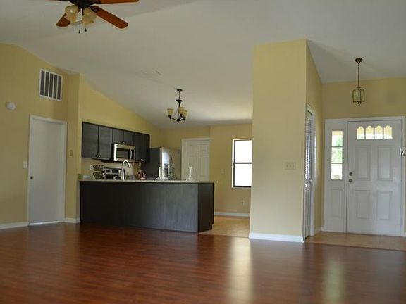 4th image of 4244 Fort Courage Cir