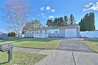 3950 Birch Dr photo 1