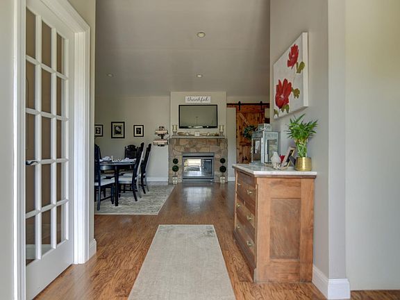 3rd image of 230 Wynbrooke Pl