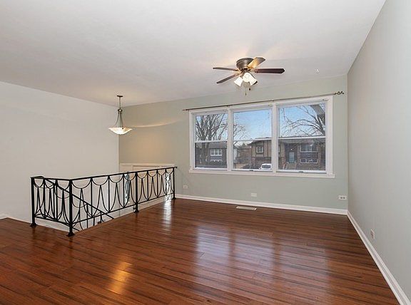 2nd image of 2315 Dalewood Pkwy