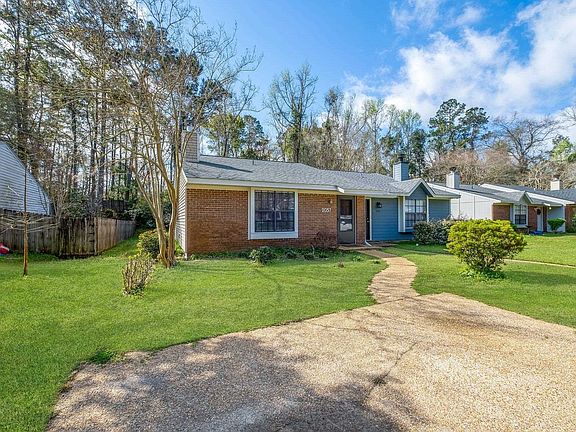 2nd image of 2057 Victory Garden Ln