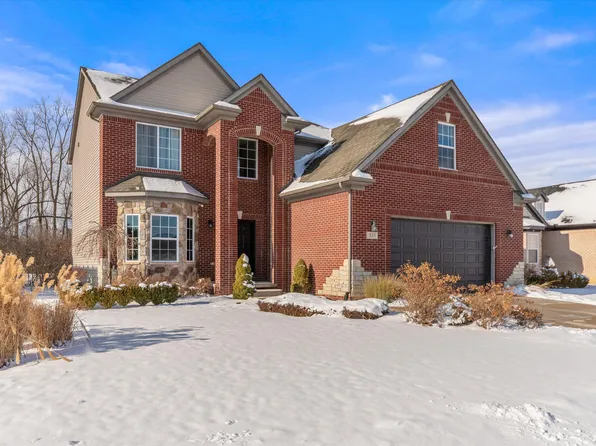 535 Falcon Dr, Dundee, MI 48131