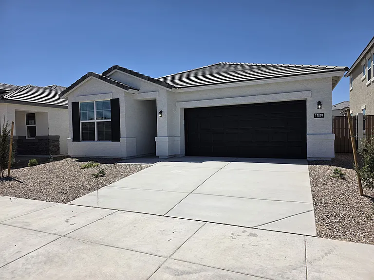 17829 W Palo Verde Ave — Photo 1