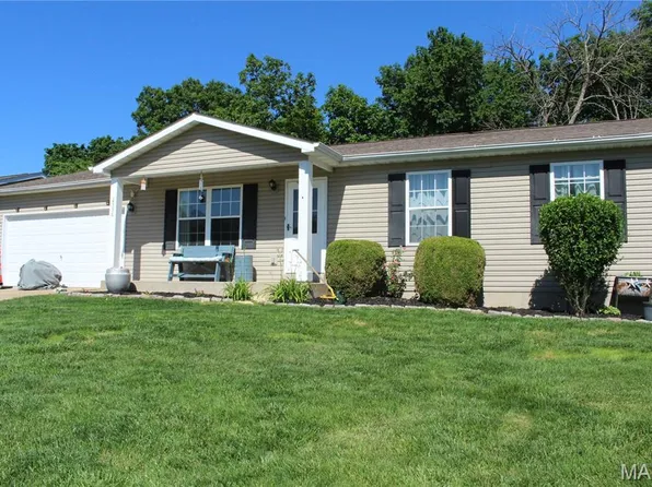 2356 Balboa Cir, Warrenton, MO 63383