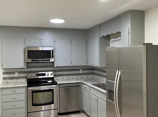 237 Creekview Dr, Pensacola, FL 32503