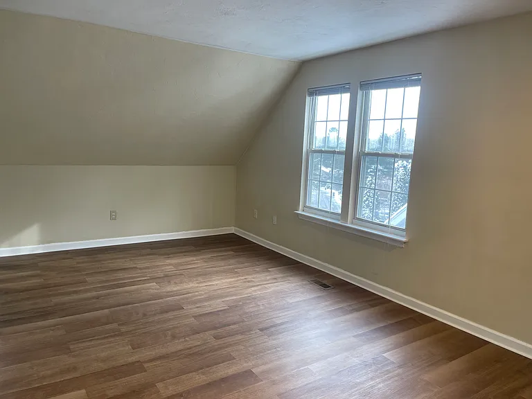 17 Azalea Ln — Photo 9