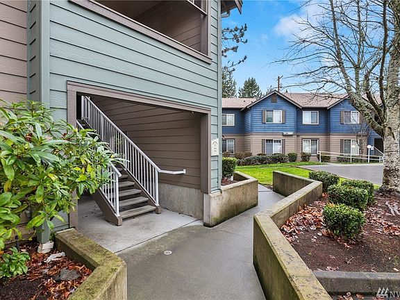 2nd image of 10825 SE 200th St APT C104