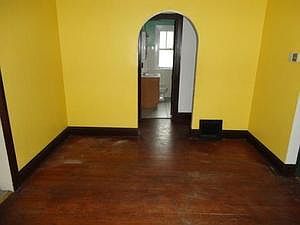 5th image of 149 N Elroy Ave