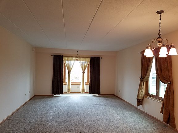 5th image of 10720 S Washington St APT 302