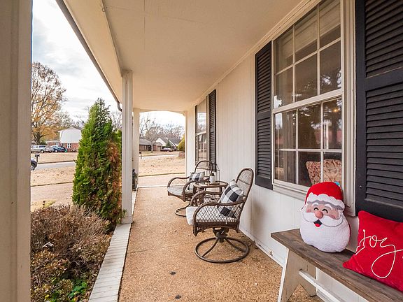 5th image of 1129 Brado Dr