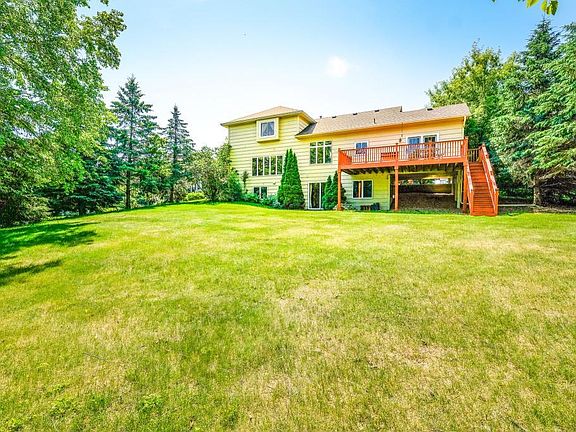 3rd image of 6314 Deerwood Ln