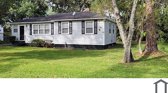 2nd image of 3527 Hibiscus St