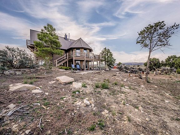 4th image of 15801 Pinyon Park Ln