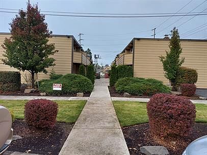 3rd image of 1537 Mill St SE #1537