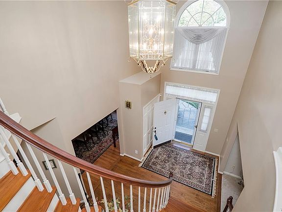 3rd image of 8350 Black Walnut Dr