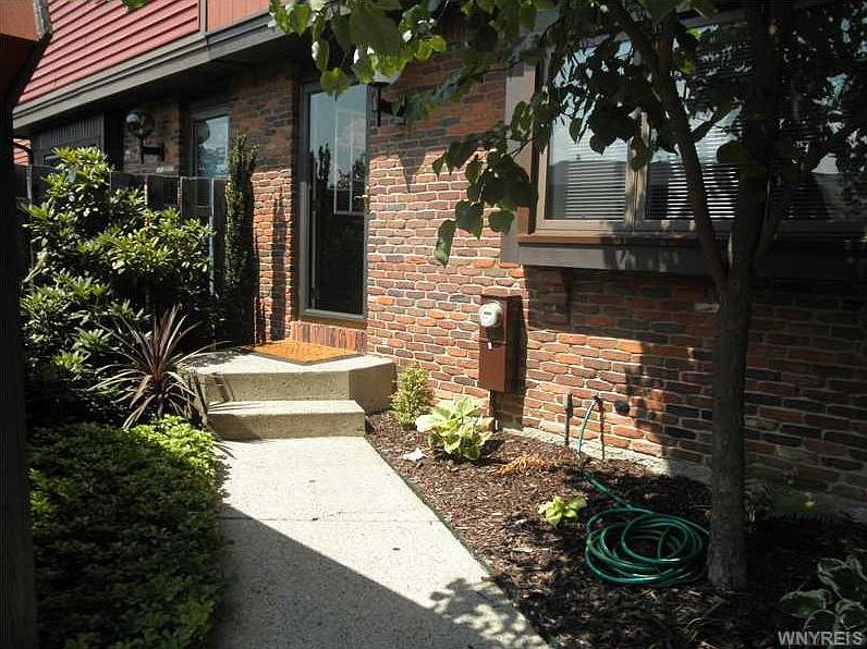 1st image of 1251 Peppertree Dr