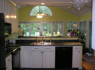 5247 Chestnut Ln, Earlysville, VA