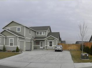 427 S Quay Pl, Kennewick, WA 99336