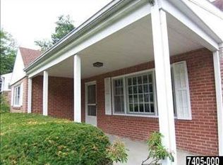 402 Beaumont Rd, York, PA 17403