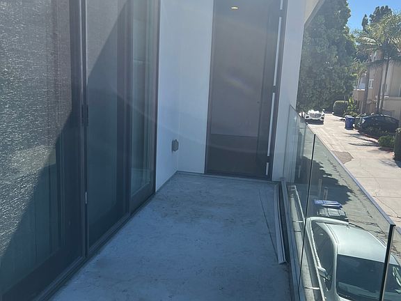 Master Bedroom Balcony