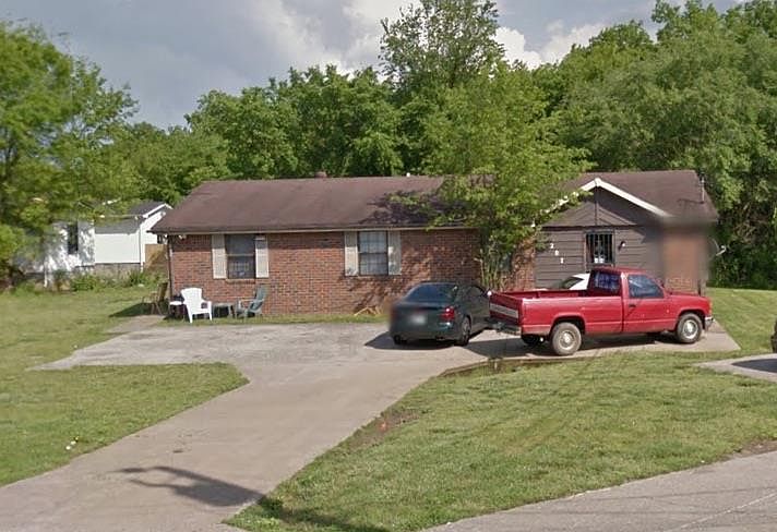 1st image of 205 Mound Ct