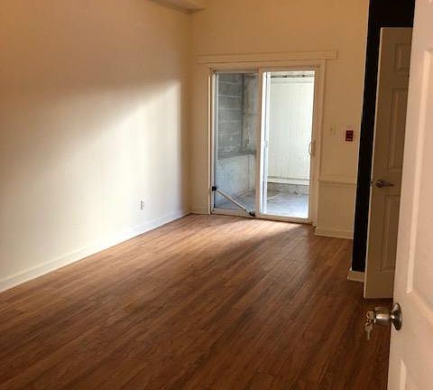 5th image of 1319 South St #1F