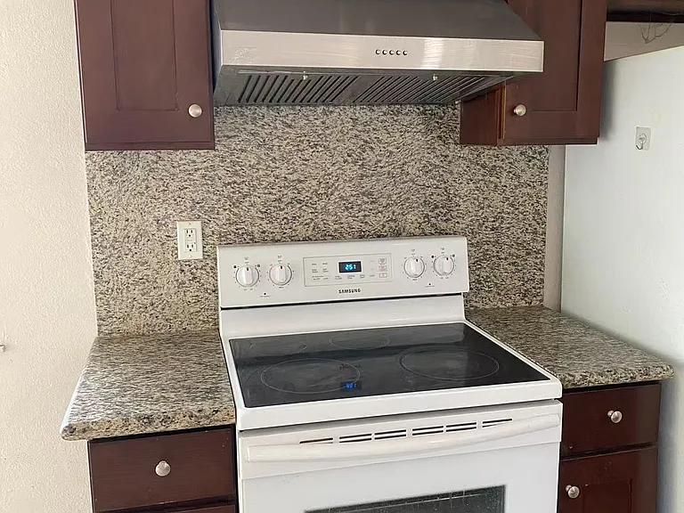 1767 Fullerton Rd #4 — Photo 6