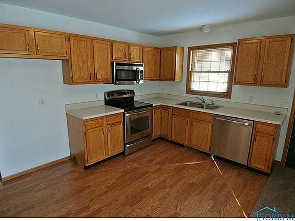 4th image of 1036 Bedford Woods