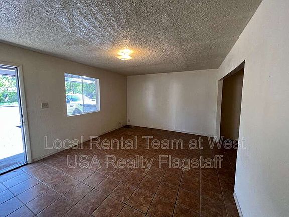3rd image of 117 E Ellery Ave APT 2