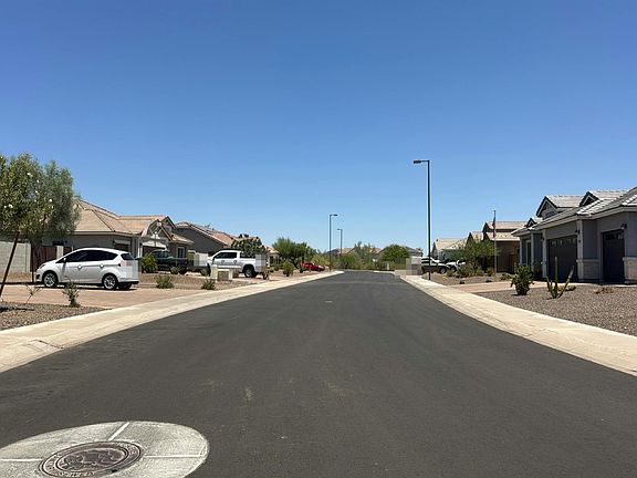 5th image of 2307 S 218th Dr