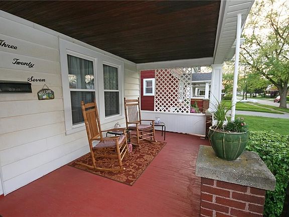 3rd image of 327 Cambridge Ave