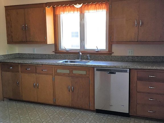 2nd image of 1909 N 85th St #1909A