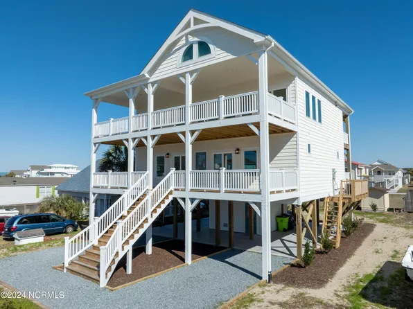 3006 3rd Street, Surf City, NC 28445