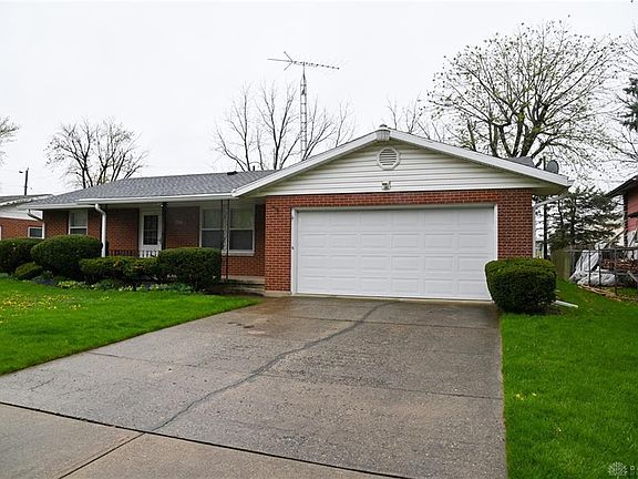 3rd image of 116 Oxford Dr