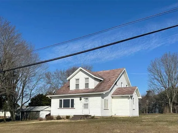 301 E Portersville Rd, Portersville, PA 16051