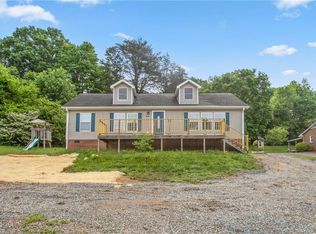 4889 Baux Mountain Rd, Winston Salem, NC 27105