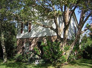 1st image of 819 Kentucky Ave