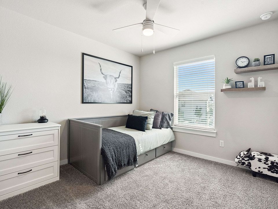 1st image of 520 Powell Dr #803