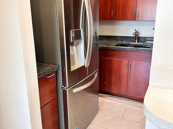 5th image of 7431 E Portland St #1