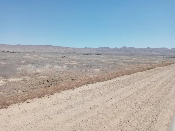 E Arrowbear Trl, Santa Margarita, CA 93453