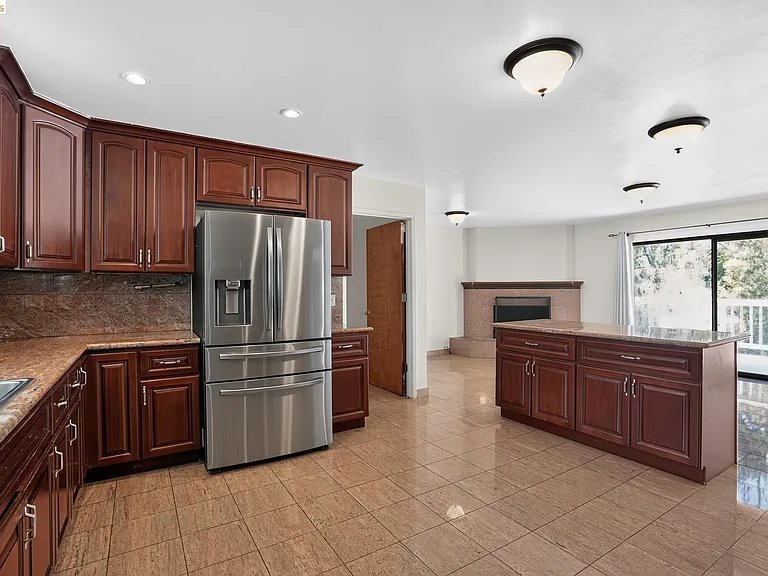 525 Hampton Rd — Photo 8