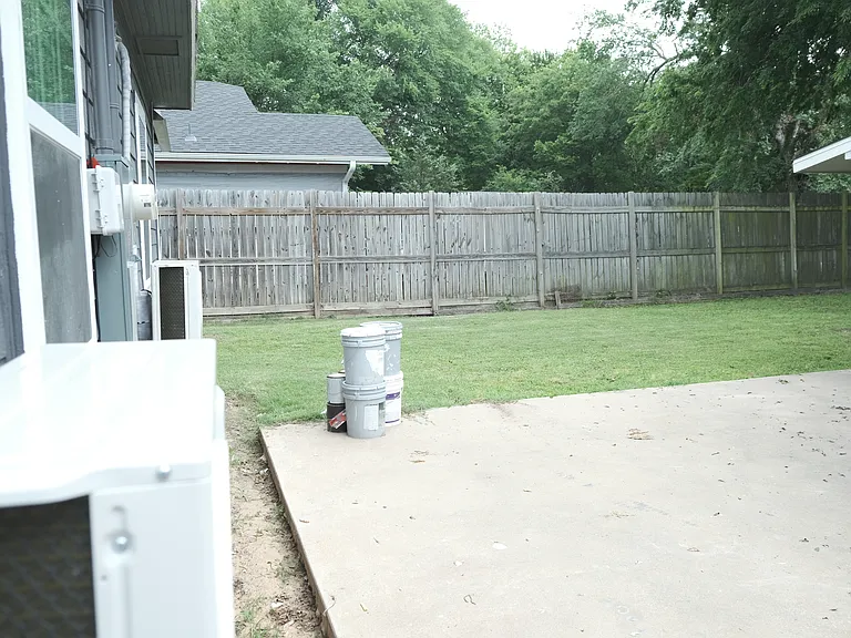 330 Pine Bluff St — Photo 20