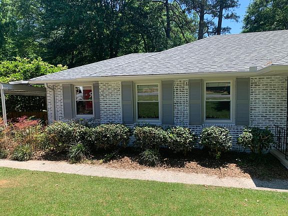 5th image of 760 Pinehill Dr SE