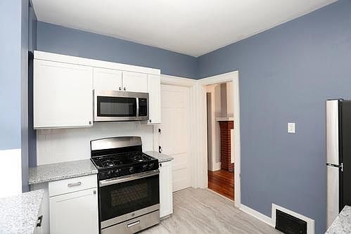 5th image of 19 Linwood Ter #2