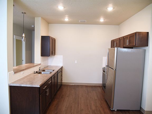 2nd image of 16511 E Sprague Ave #K-03
