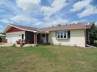 W8864 Czech Ct, Wautoma, WI 54982