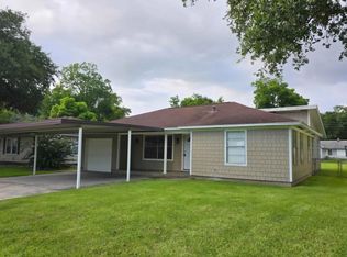 4512 Lawndale Ave, Groves, TX 77619