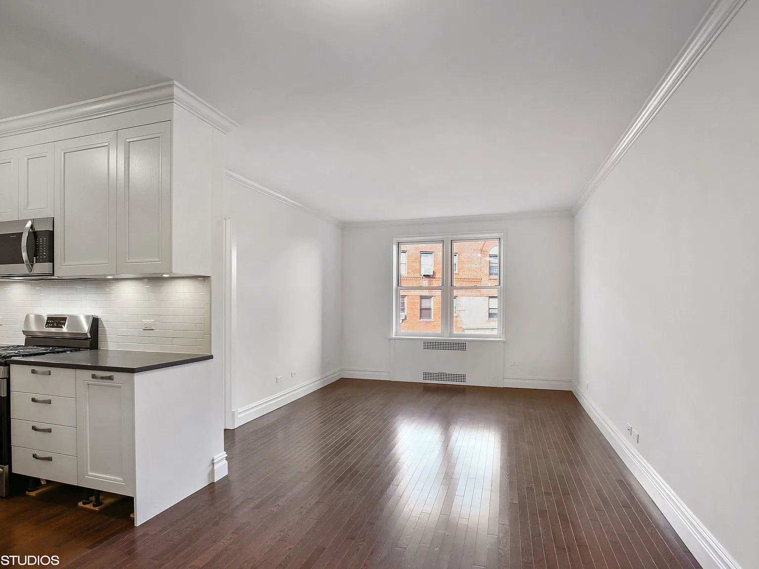 73-12 35th Avenue — Photo 1