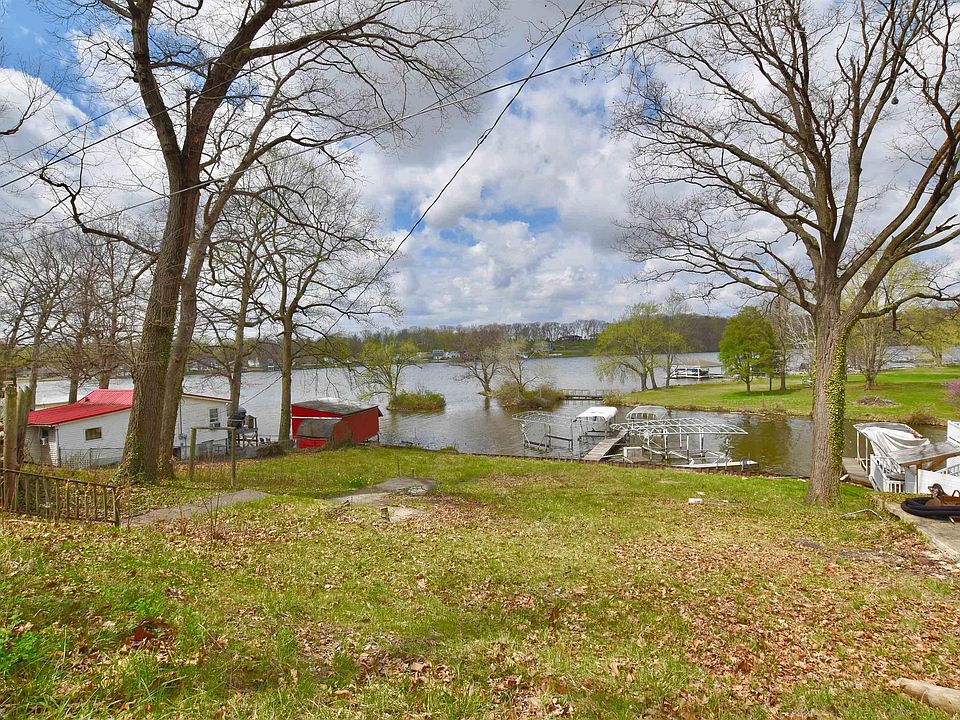 1st image of 10971 N Lower Lakeshore Dr